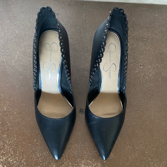 Jessica Simpson Black Pumps - Picture 3 of 4